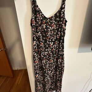 Abercrombie & Fitch Black Floral Midi Dress